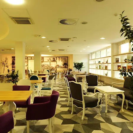 Otel Mirna - Terme & Wellness Lifeclass Portorož