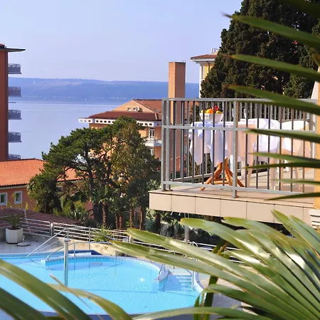 Hotel Socializing Mirna - Terme&wellness Lifeclass 4*